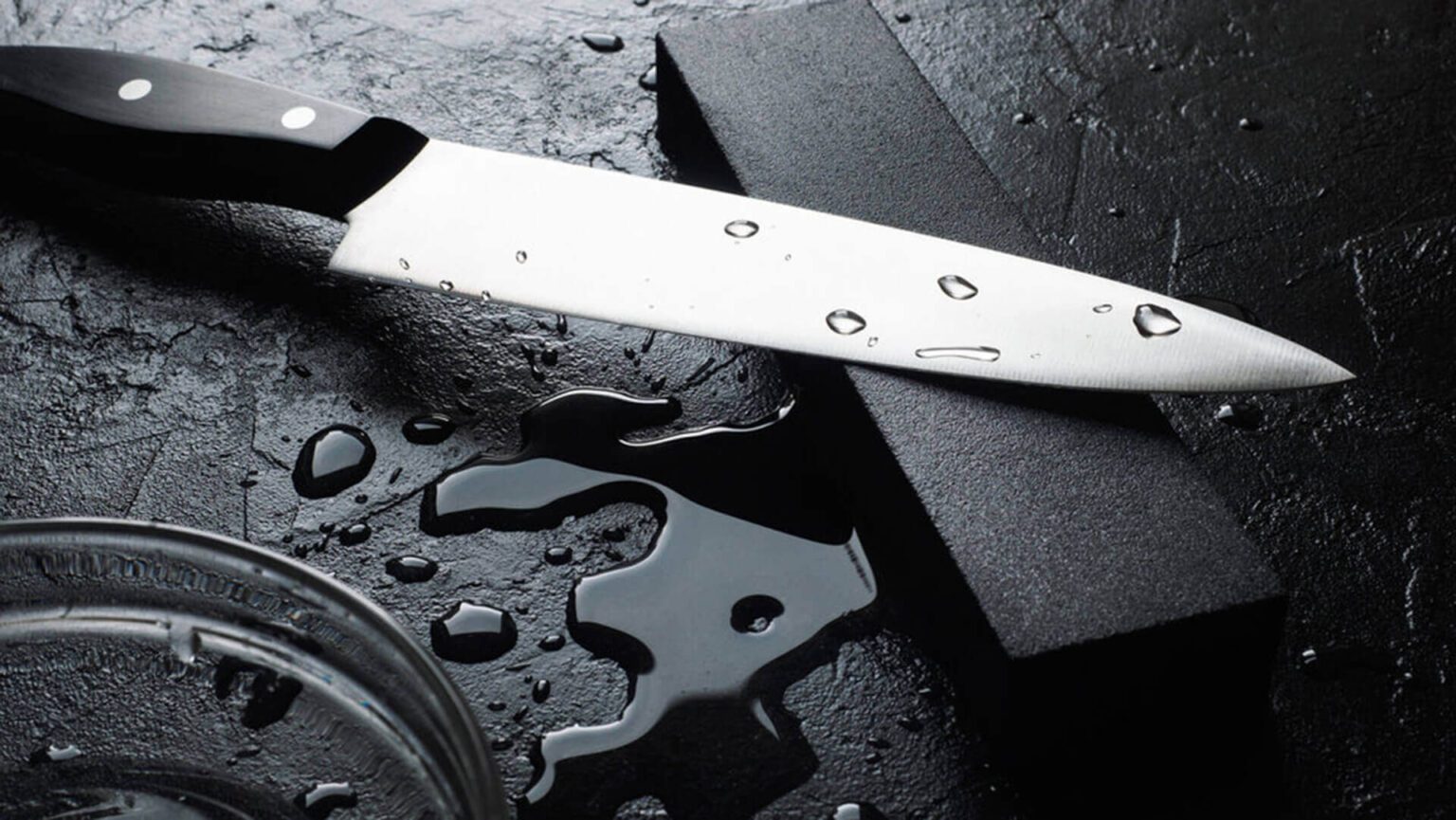 how to sharpen a kitchen knife